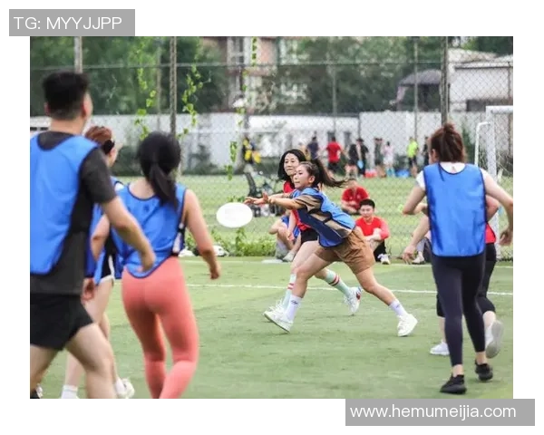 成都飞盘队实力强劲在全国飞盘排行榜中荣登第九名引发关注与期待 成都飞盘队实力强劲在全国飞盘排行榜中荣登第九名引发关注与期待